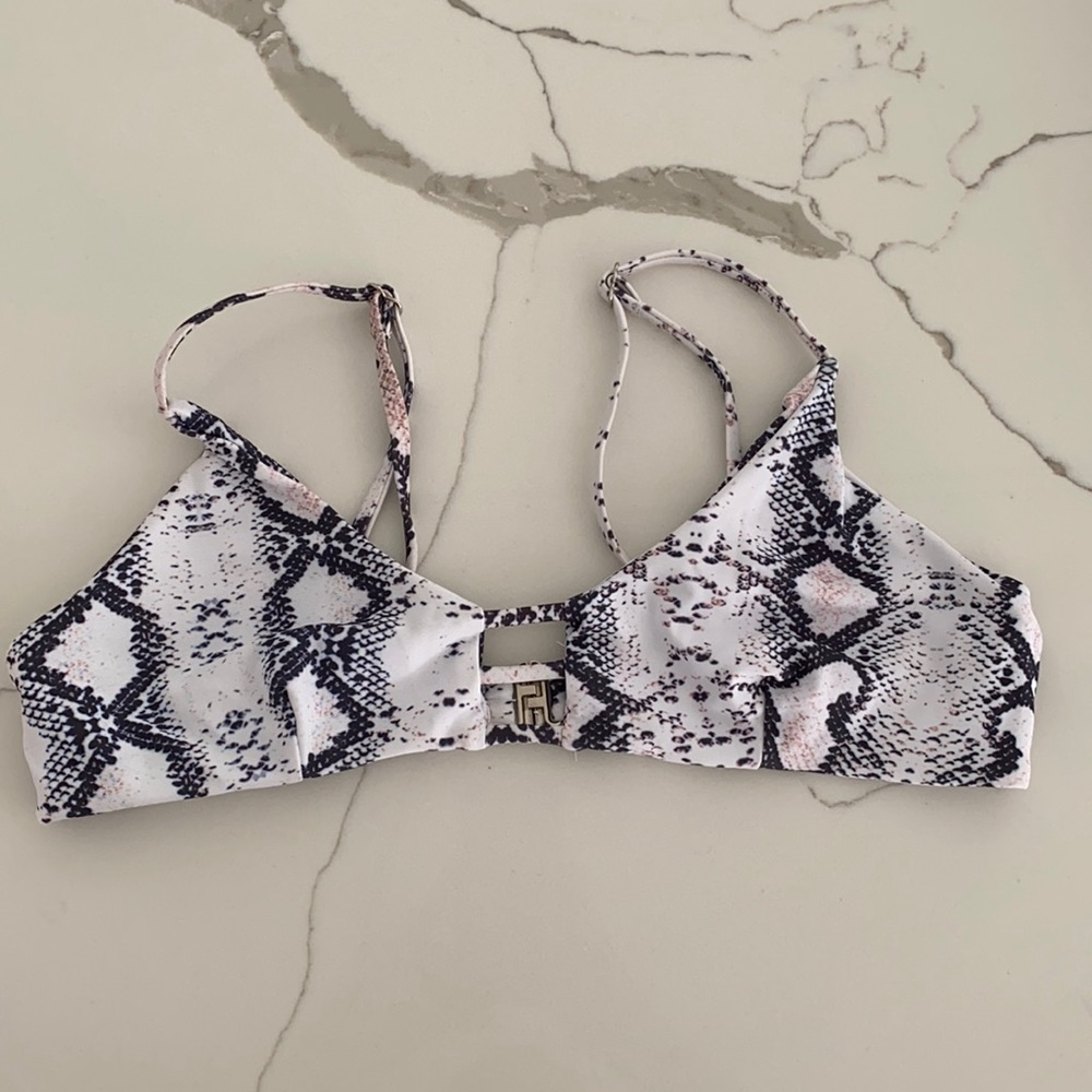 Bikini top